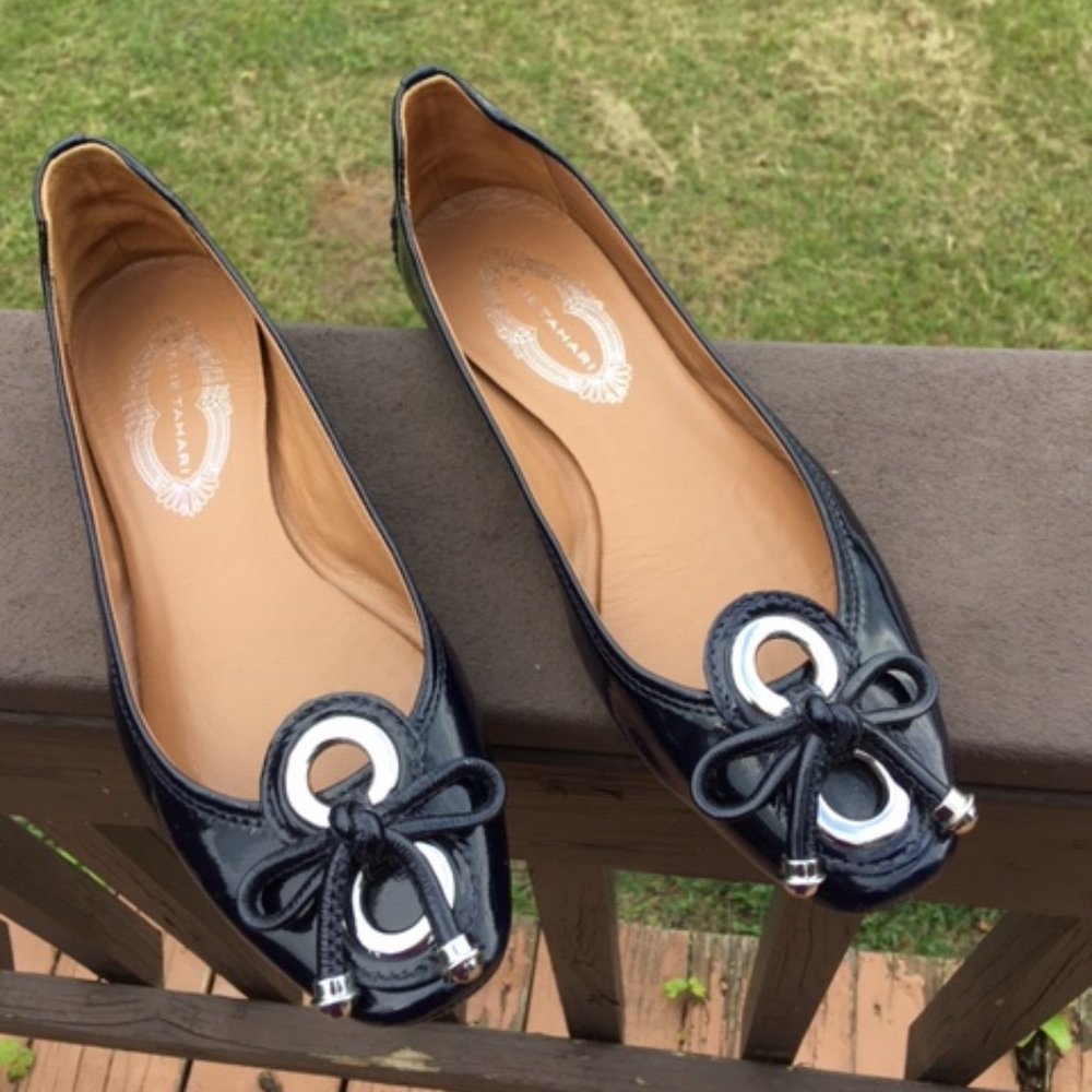 Elie Tahari patent leather ballerina flats Size 9